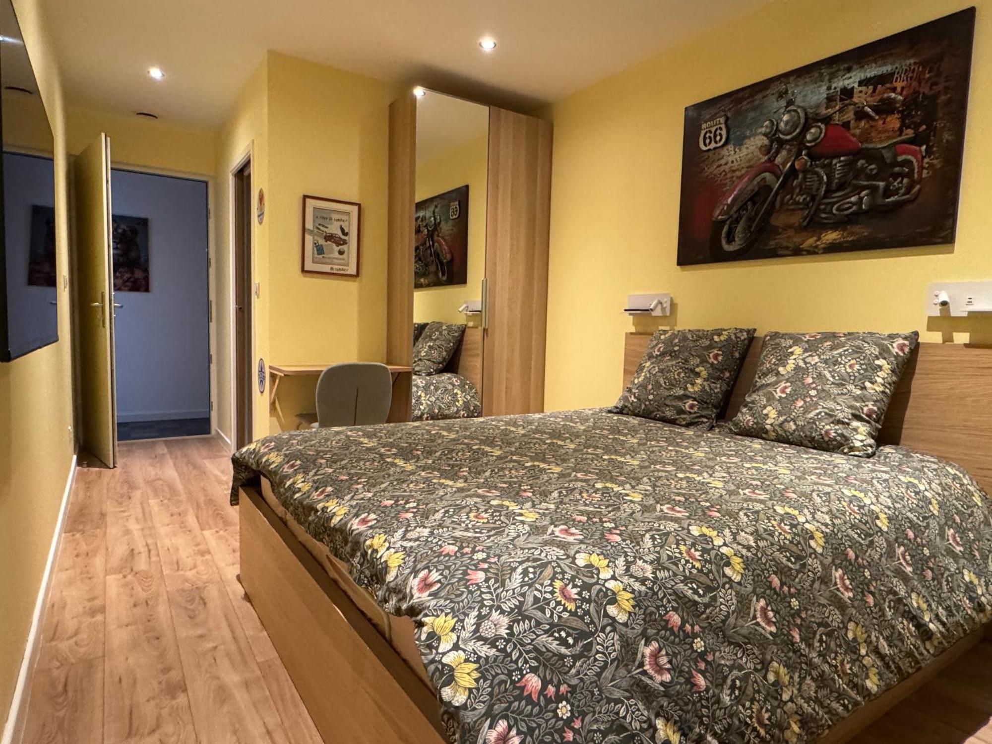 Loft Spa Reims-Fr 250M2 Privatifs, Piscine Interieure Chauffee, Spa Et Parking Ngoại thất bức ảnh