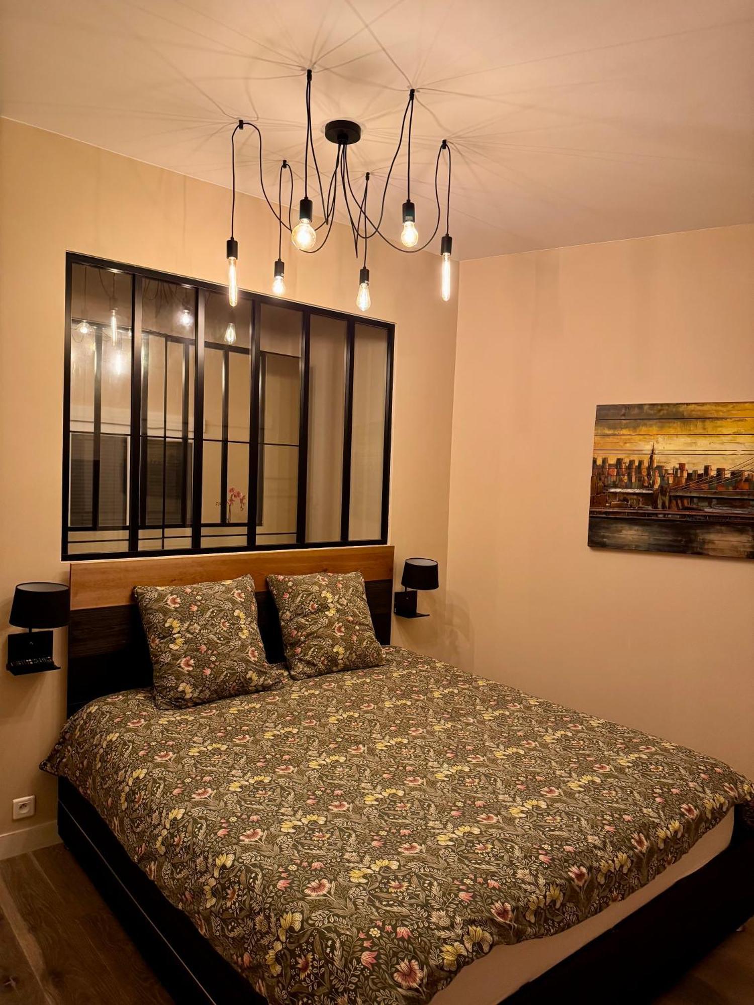 Loft Spa Reims-Fr 250M2 Privatifs, Piscine Interieure Chauffee, Spa Et Parking Ngoại thất bức ảnh